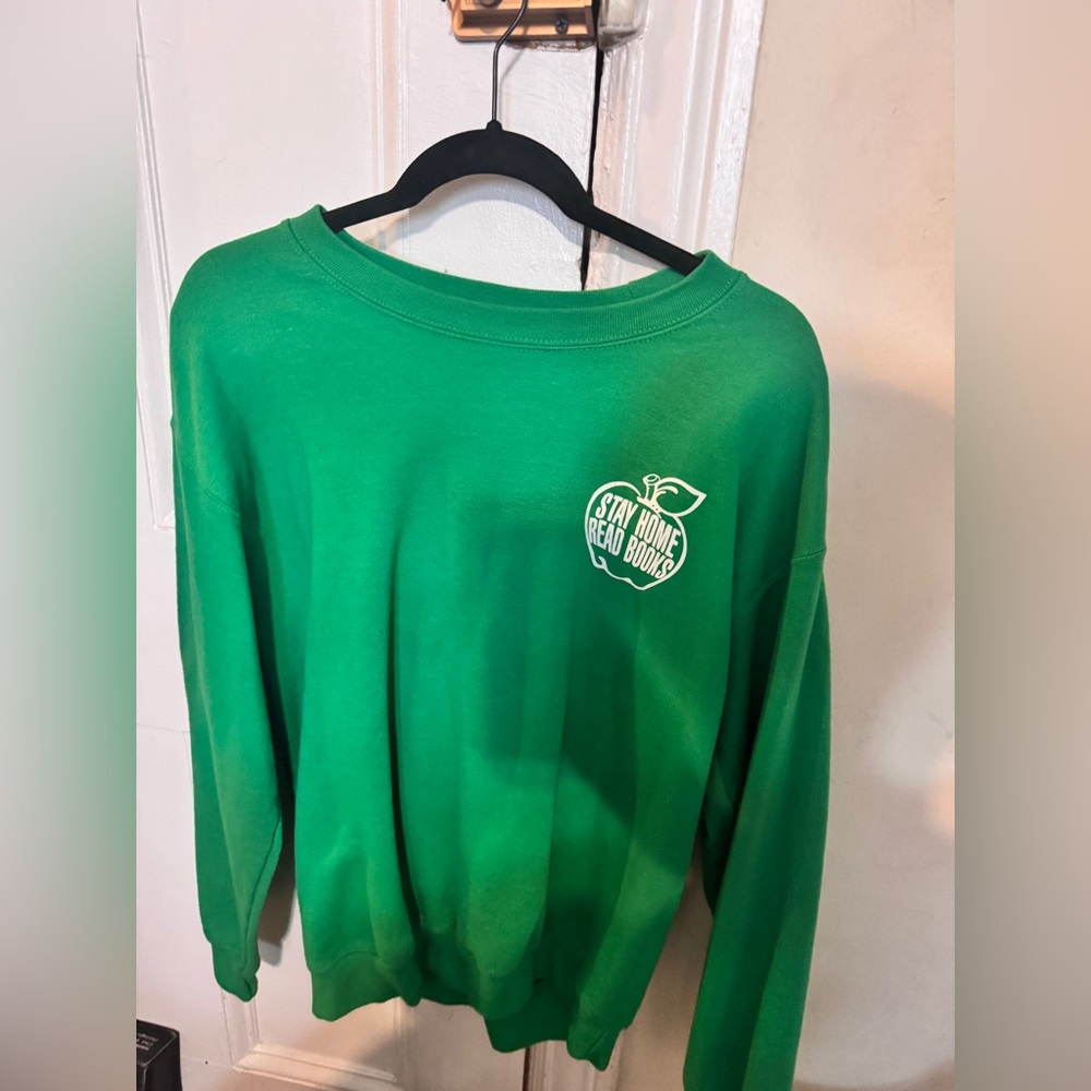 Phenomenal Size M Stay Home Read Books sweatshirt